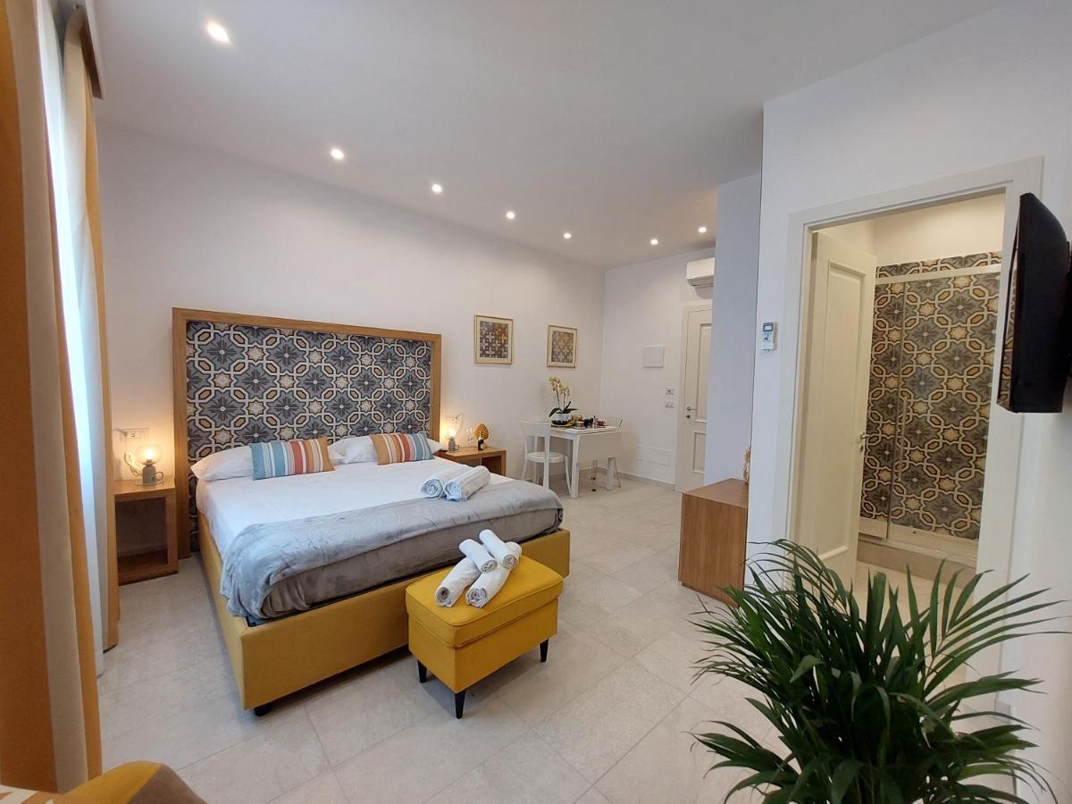 Mistral Luxury Suites Sorrento Eksteriør bilde