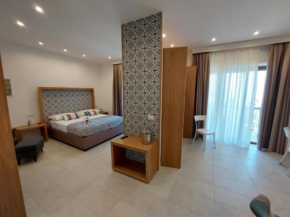Mistral Luxury Suites Sorrento Eksteriør bilde