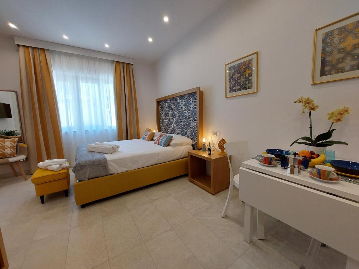 Mistral Luxury Suites Sorrento Eksteriør bilde
