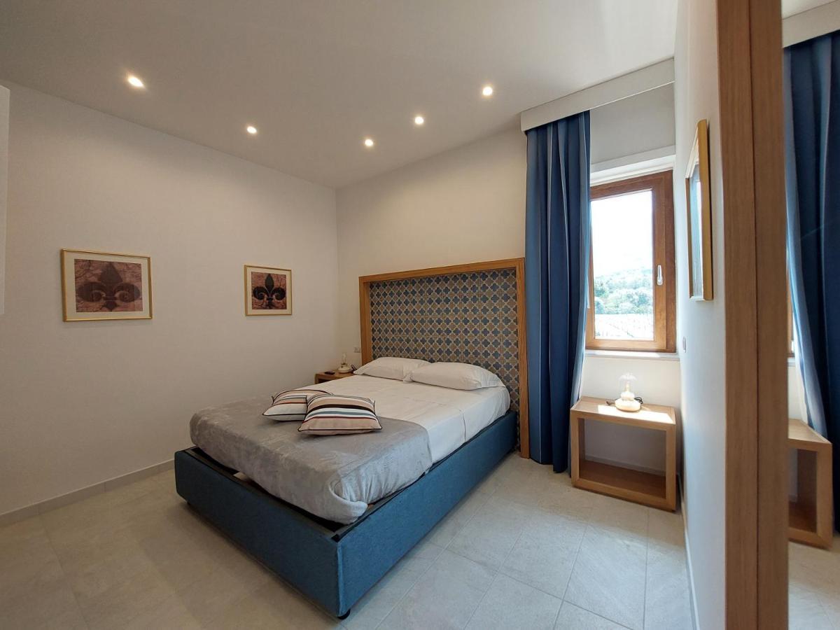 Mistral Luxury Suites Sorrento Eksteriør bilde