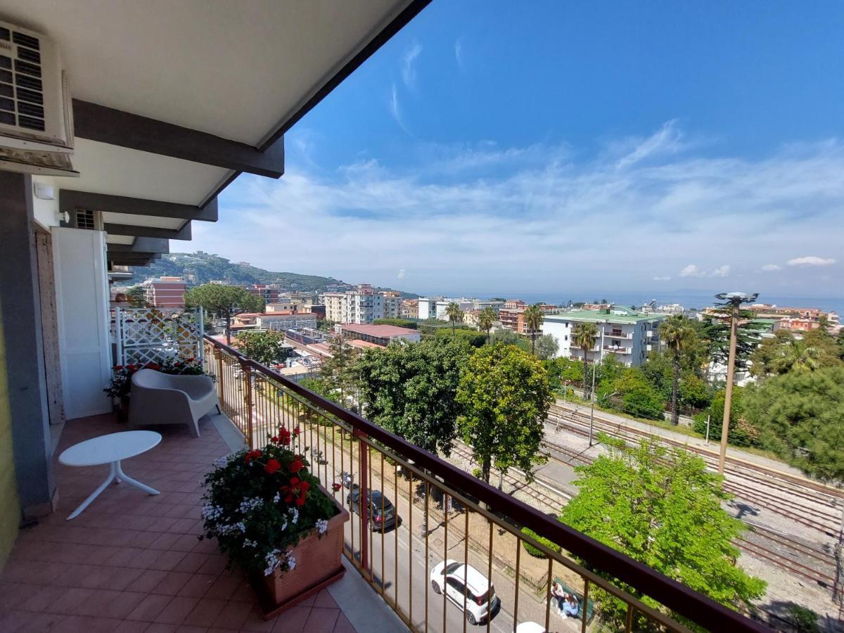 Mistral Luxury Suites Sorrento Eksteriør bilde