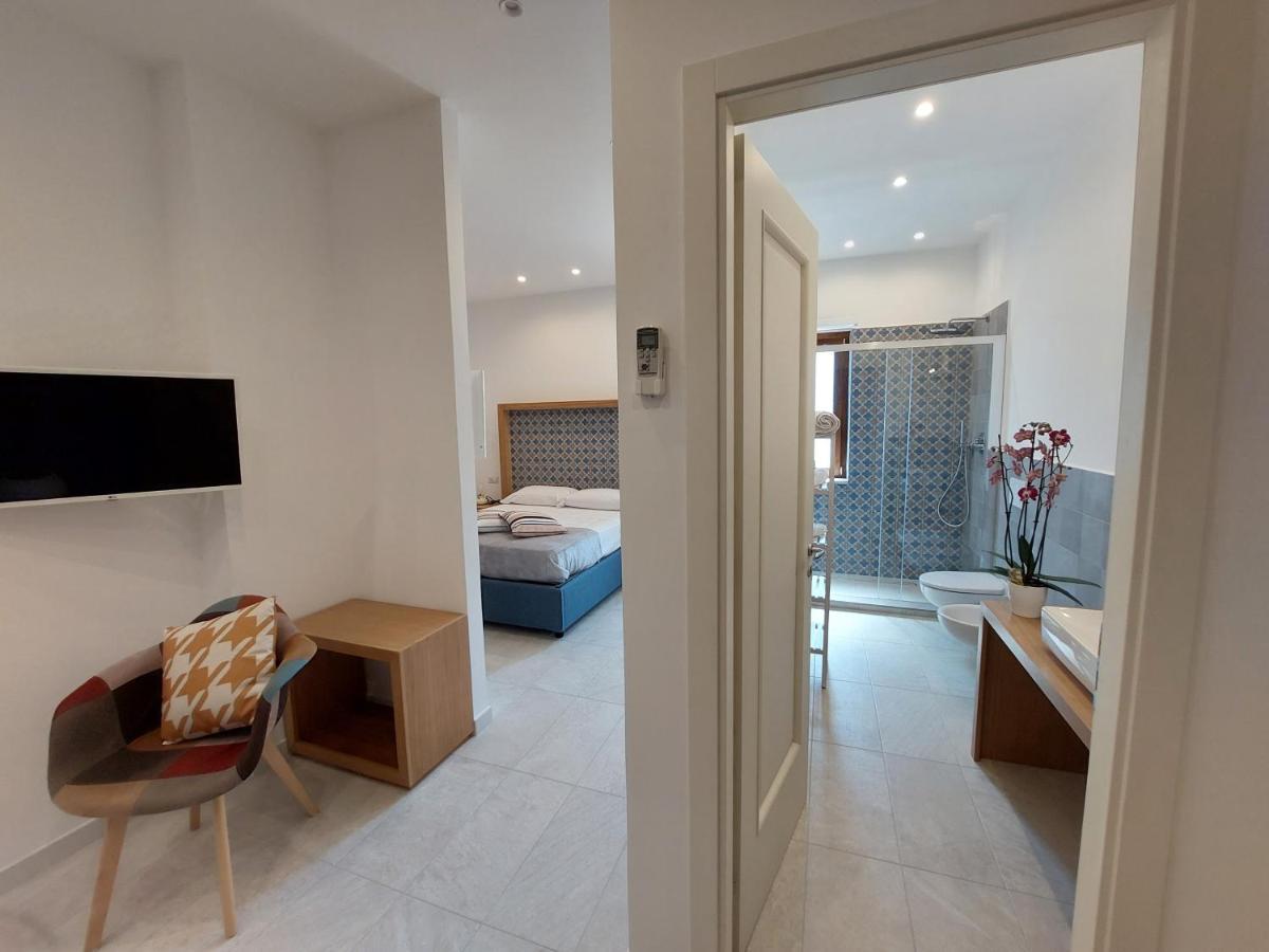 Mistral Luxury Suites Sorrento Eksteriør bilde