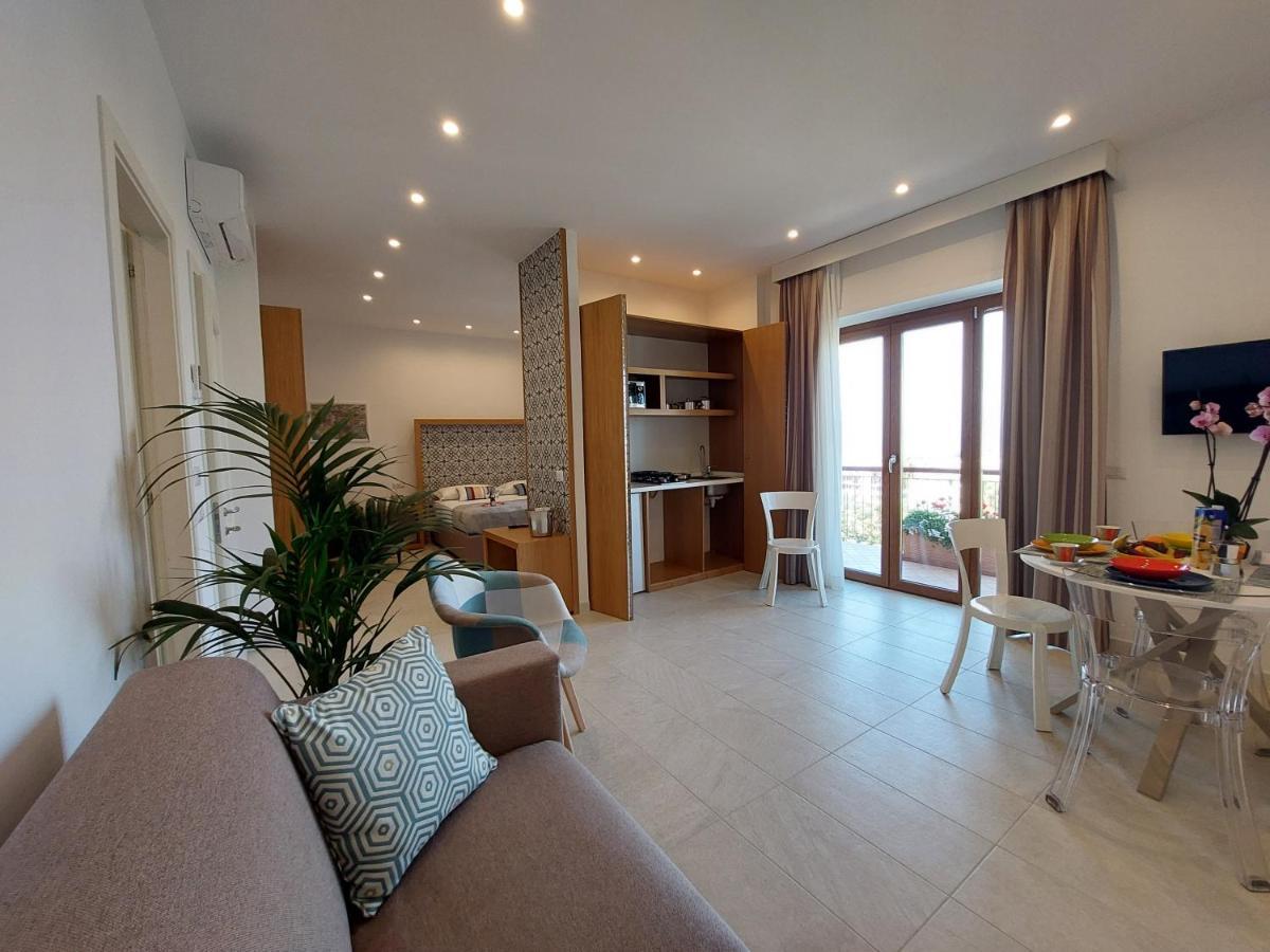 Mistral Luxury Suites Sorrento Eksteriør bilde