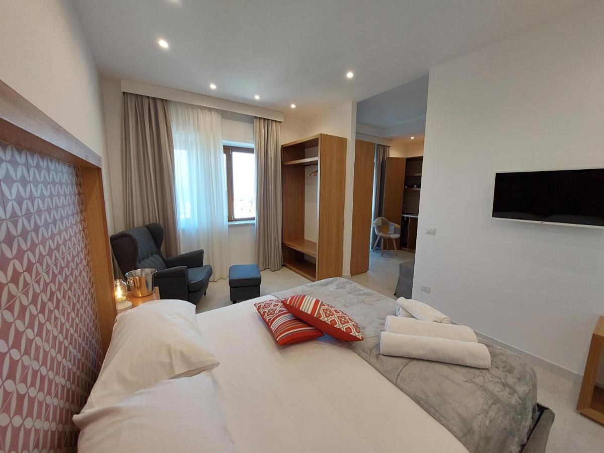 Mistral Luxury Suites Sorrento Eksteriør bilde
