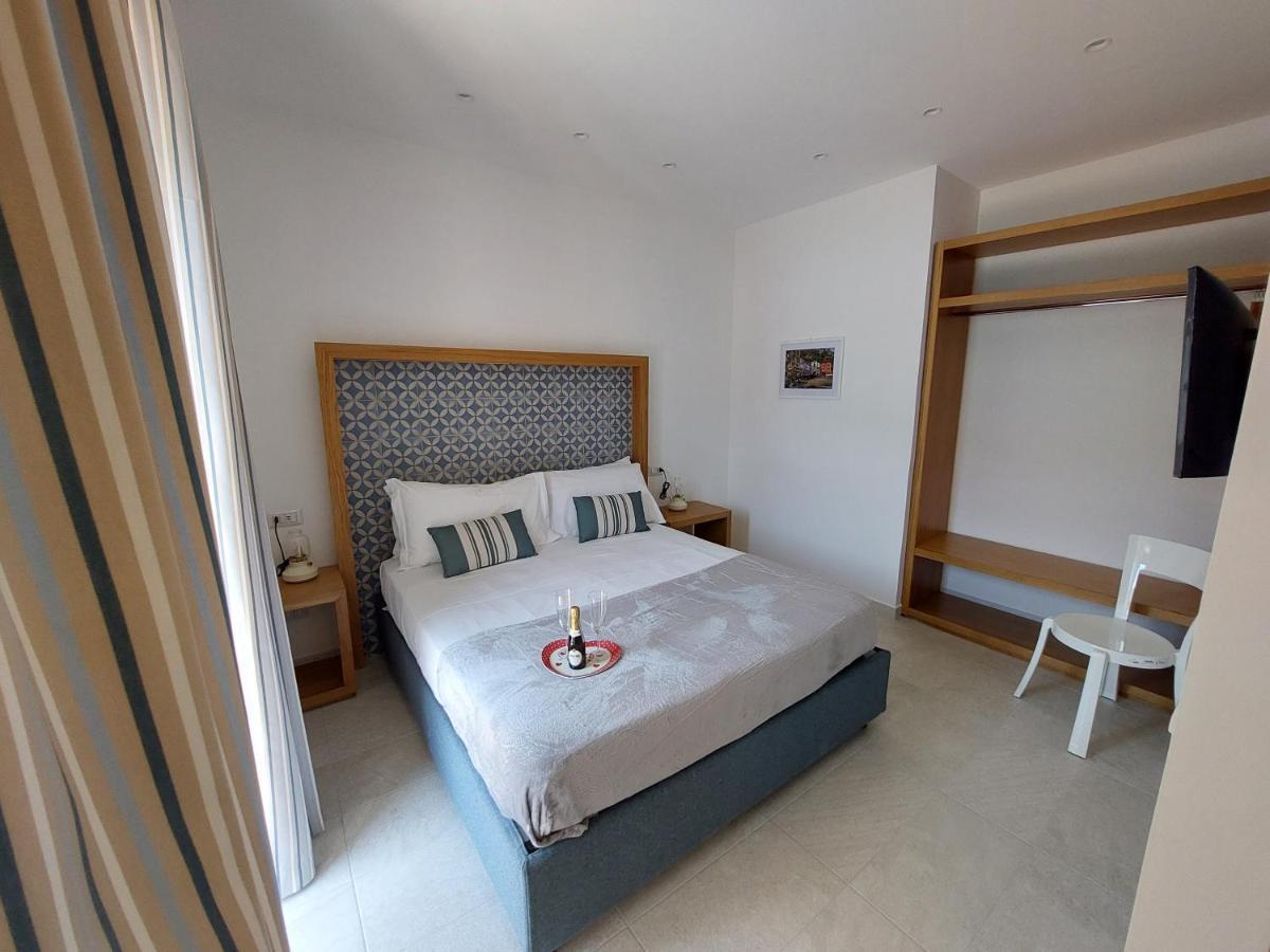 Mistral Luxury Suites Sorrento Eksteriør bilde